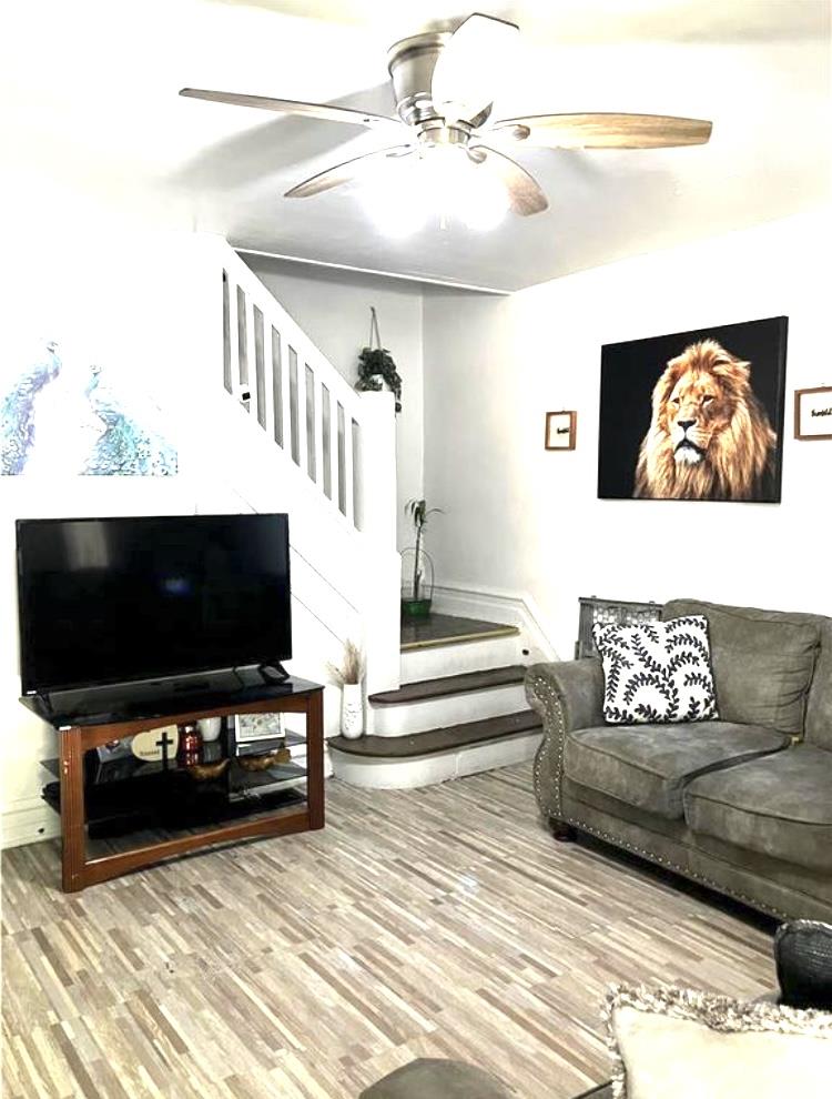10 South Brook Street Property Photo 2