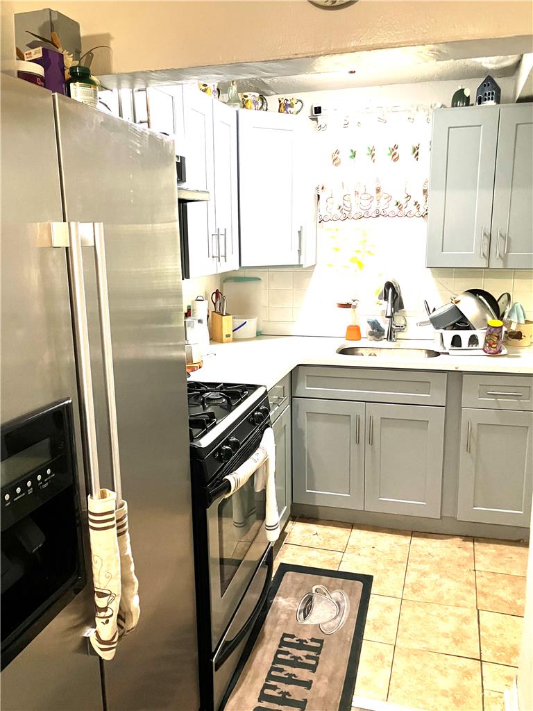 10 South Brook Street Property Photo 10