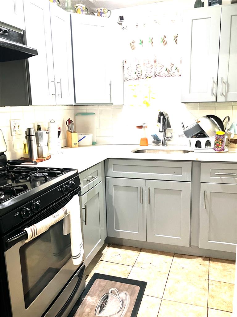 10 South Brook Street Property Photo 11