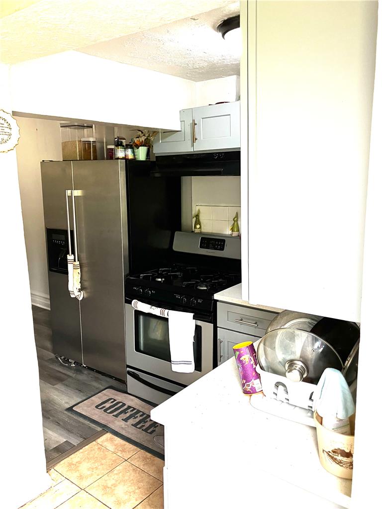 10 South Brook Street Property Photo 14