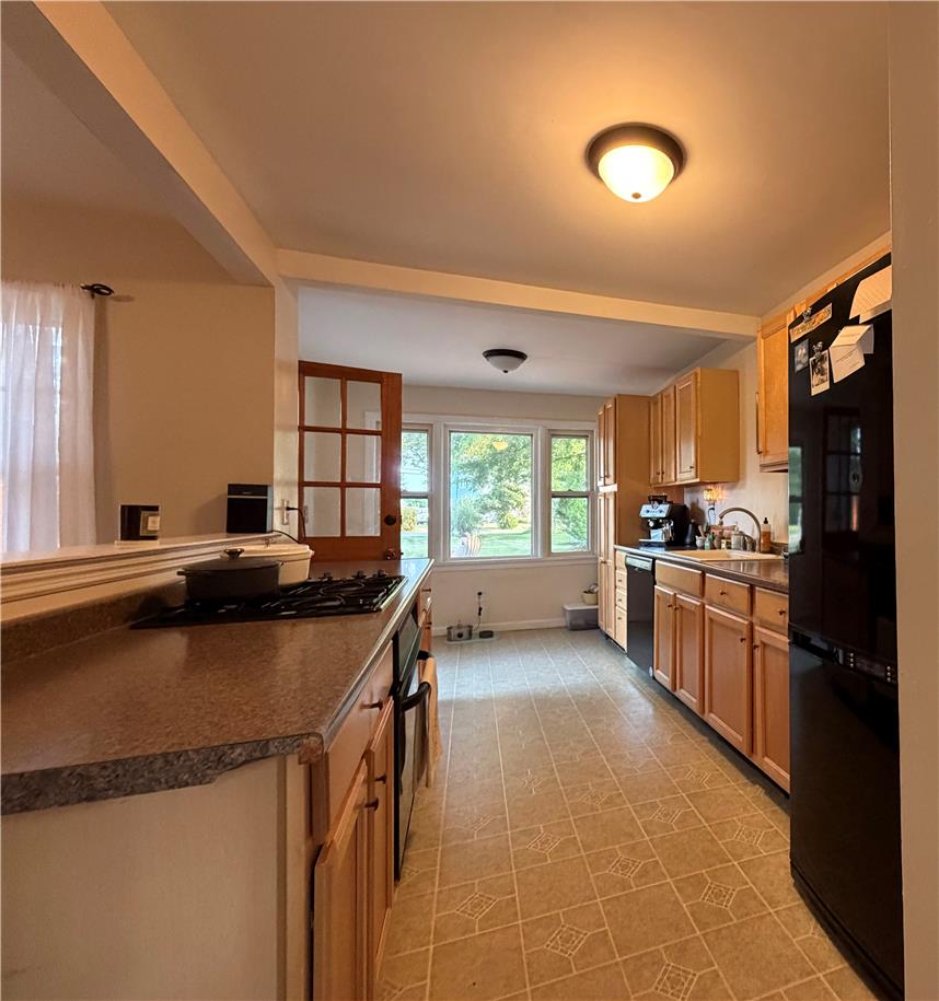 2714 Broad Street Property Photo 6