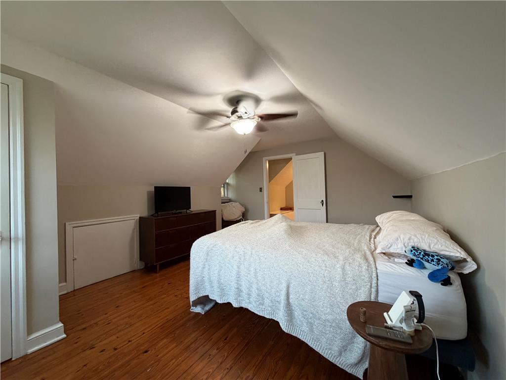 2714 Broad Street Property Photo 11