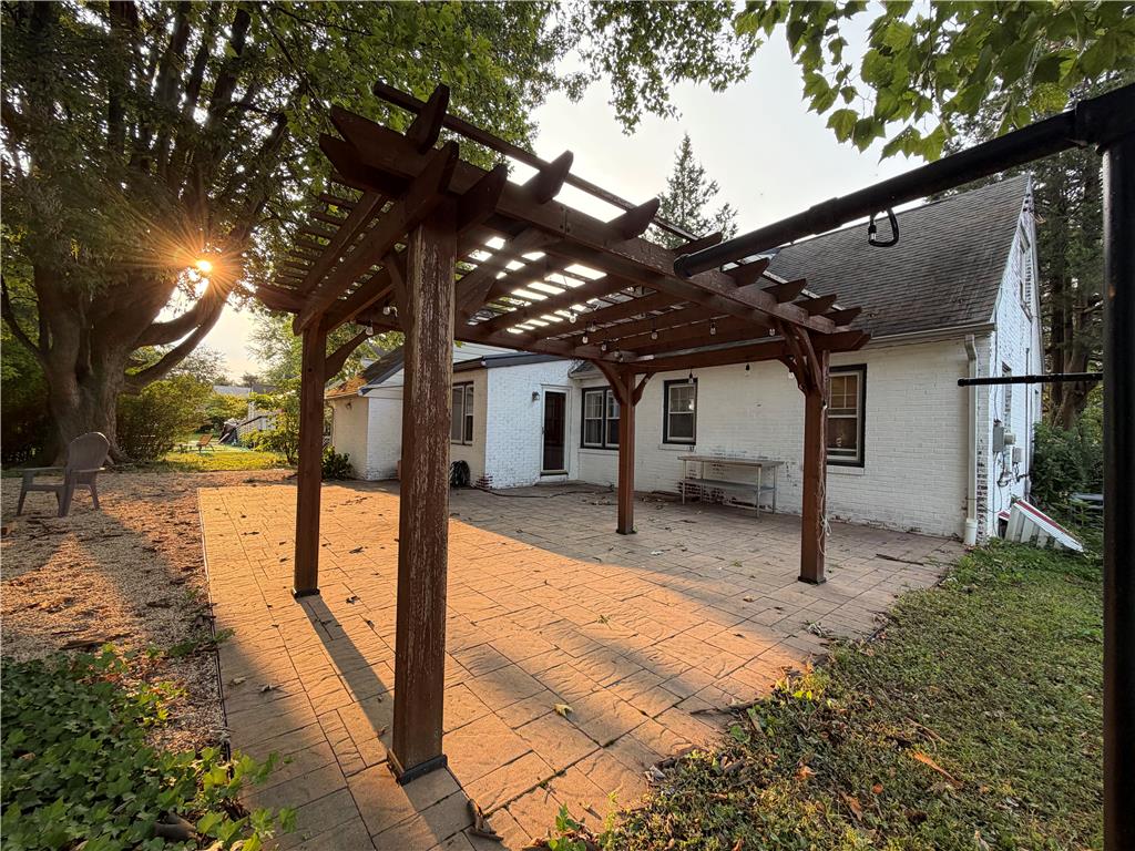 2714 Broad Street Property Photo 14