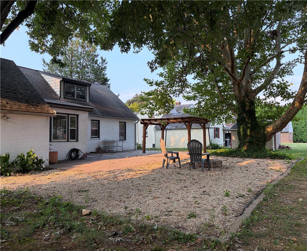 2714 Broad Street Property Photo 16