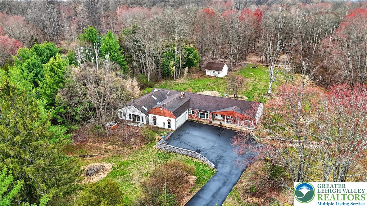 2197 Buck Run Rd Property Photo 1
