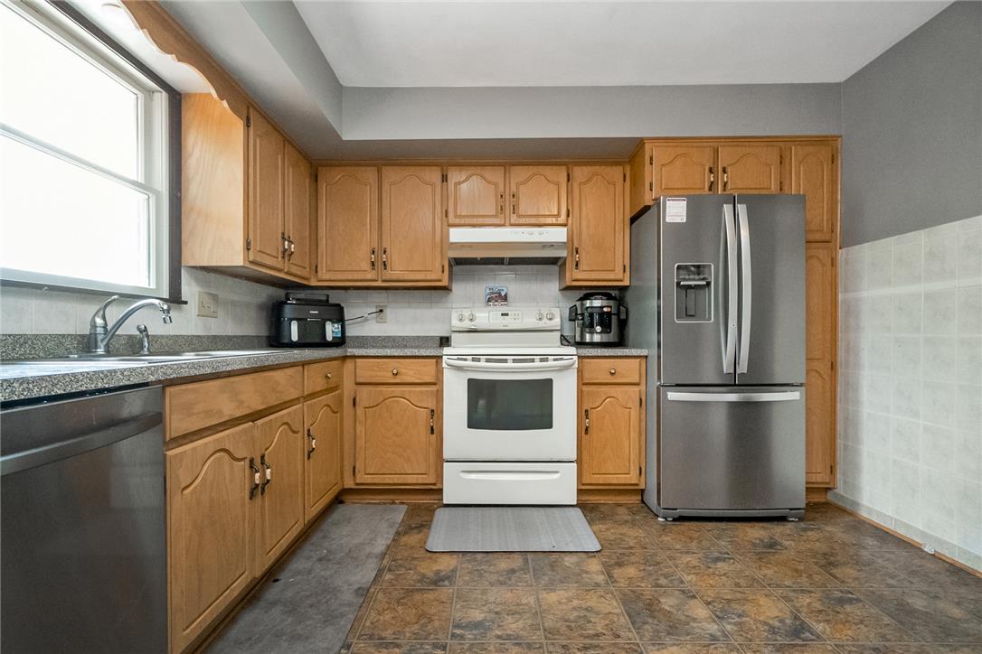 4279 Hilltop Place Property Photo 38