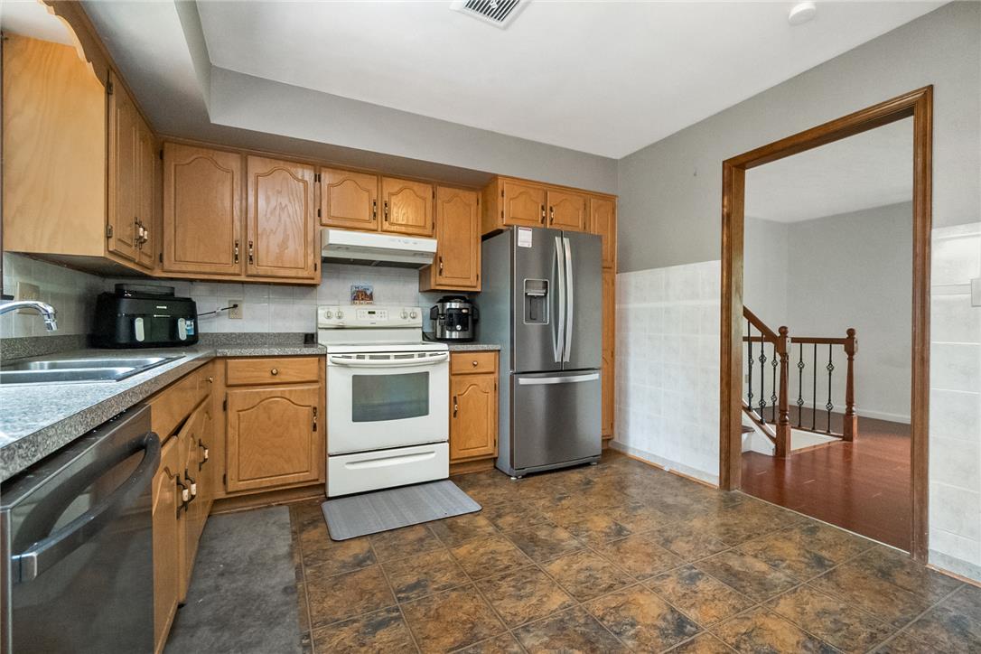 4279 Hilltop Place Property Photo 39