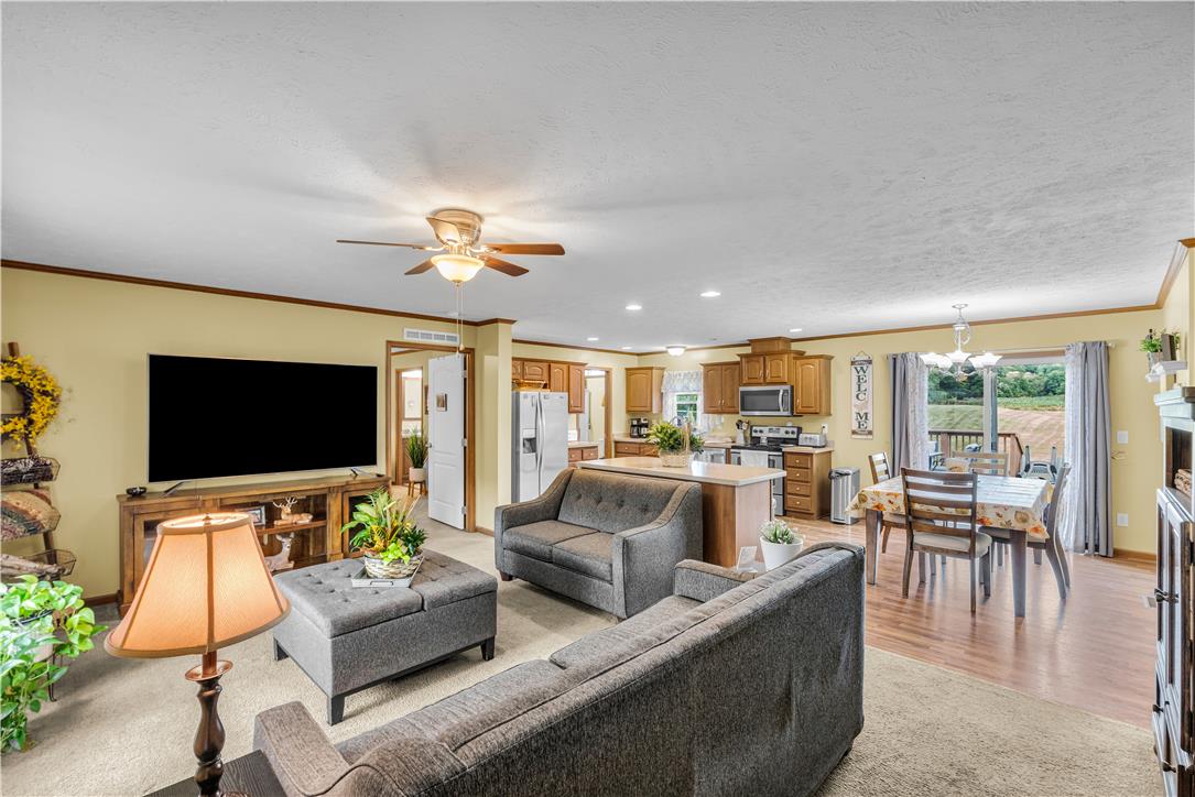 4452 West Mountain View Drive Property Photo 10