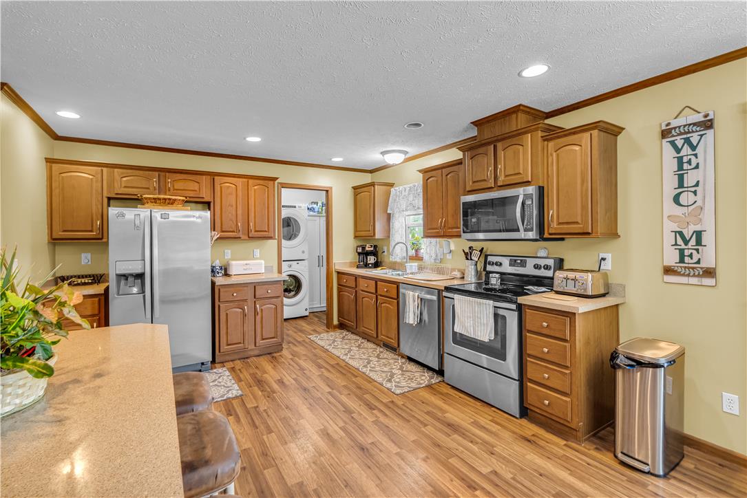 4452 West Mountain View Drive Property Photo 17
