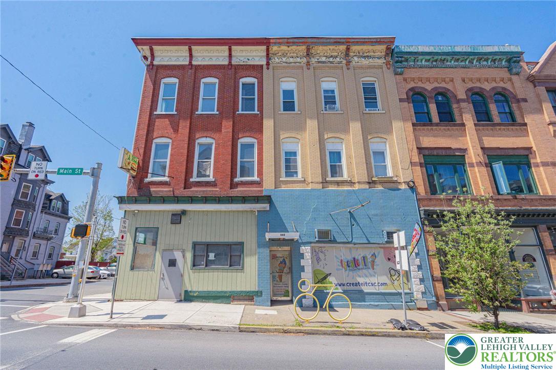 662 Main Street Property Photo 1