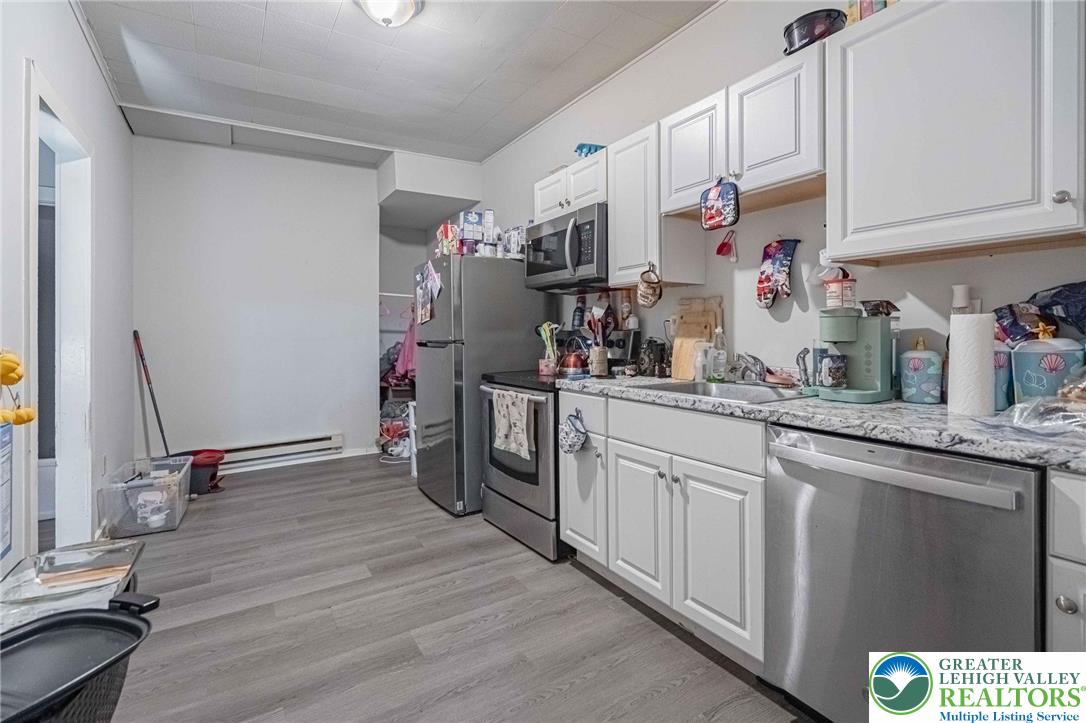 662 Main Street Property Photo 13