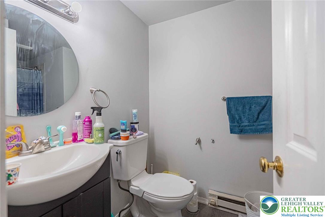 662 Main Street Property Photo 14