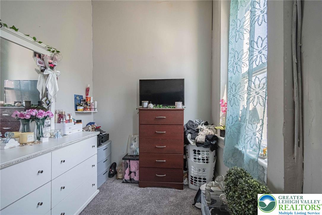 662 Main Street Property Photo 28