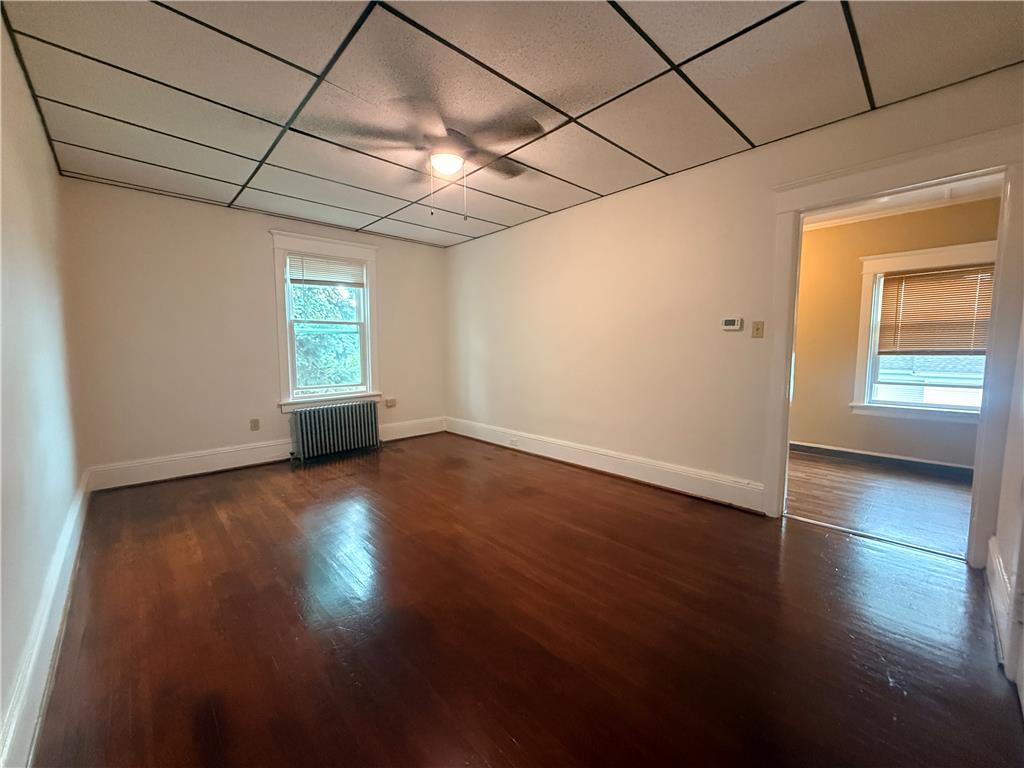 943 Center Street 2 Property Photo 2