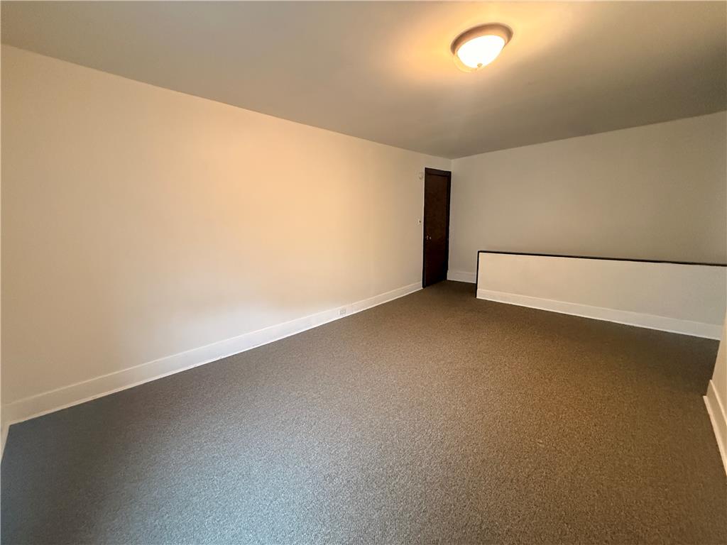 943 Center Street 2 Property Photo 16
