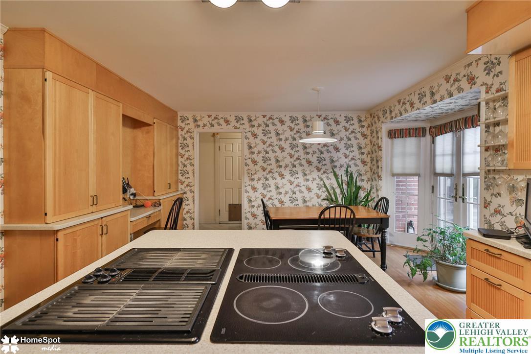 926 North Arch Street Property Photo 13