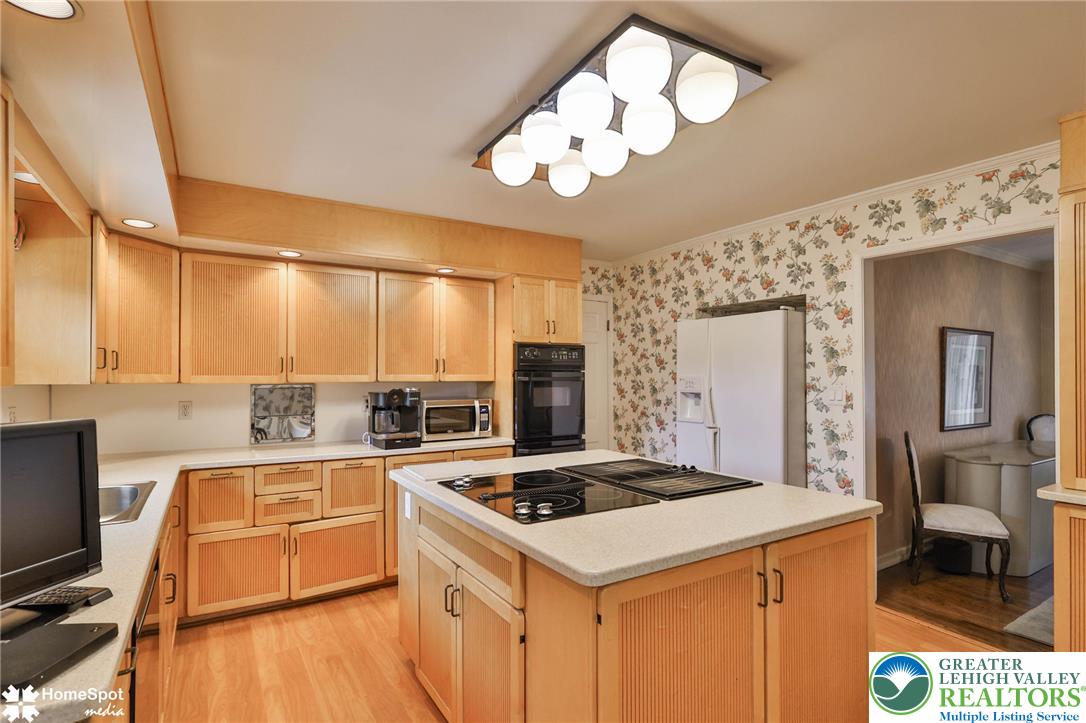 926 North Arch Street Property Photo 15