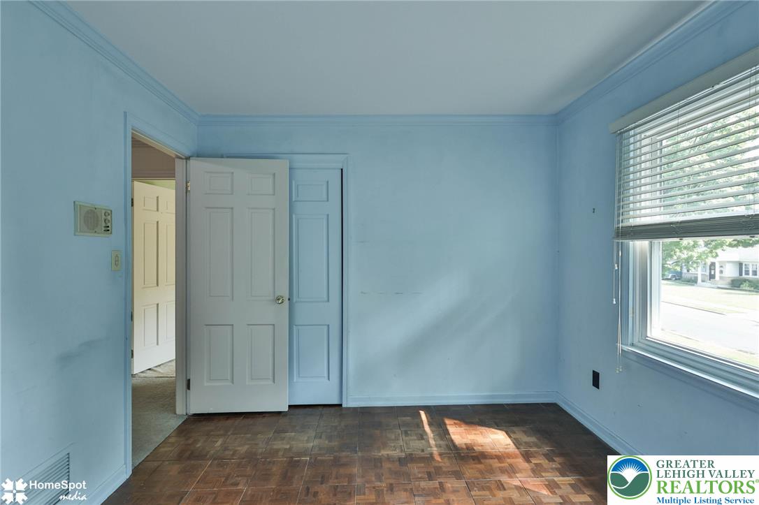 926 North Arch Street Property Photo 43