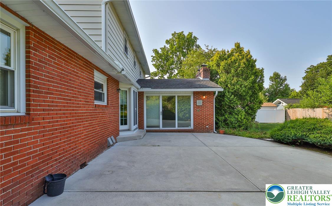 926 North Arch Street Property Photo 48