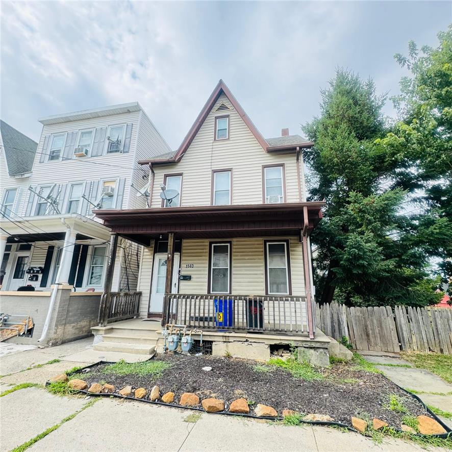 1501 Washington Street Property Photo 1