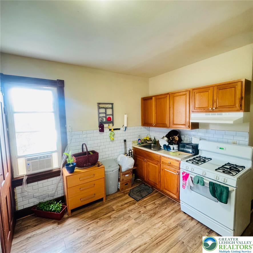 1501 Washington Street Property Photo 4