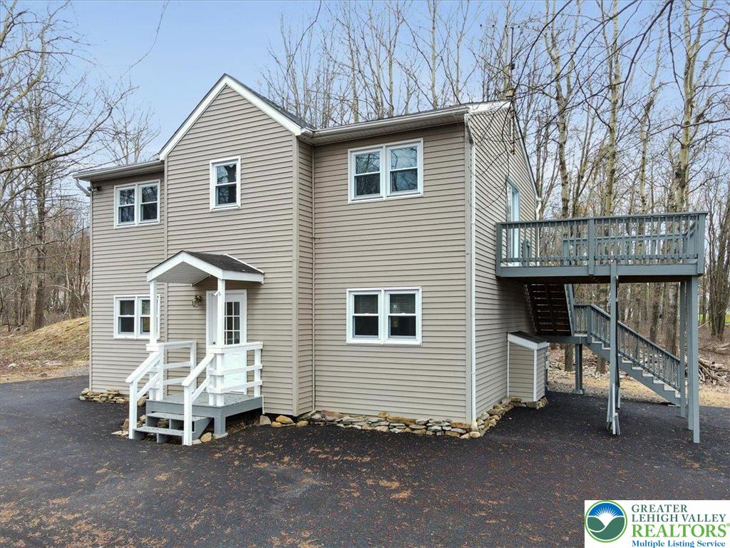 400 Cedar Drive Property Photo 2