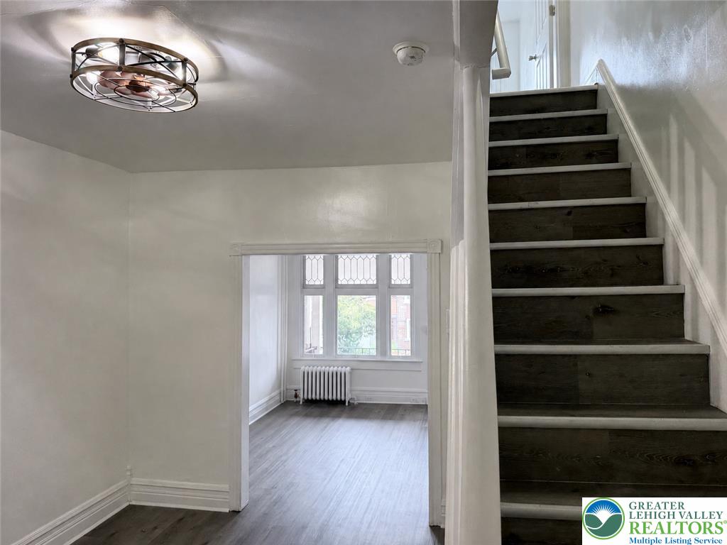 758 Pawnee Street Property Photo 8