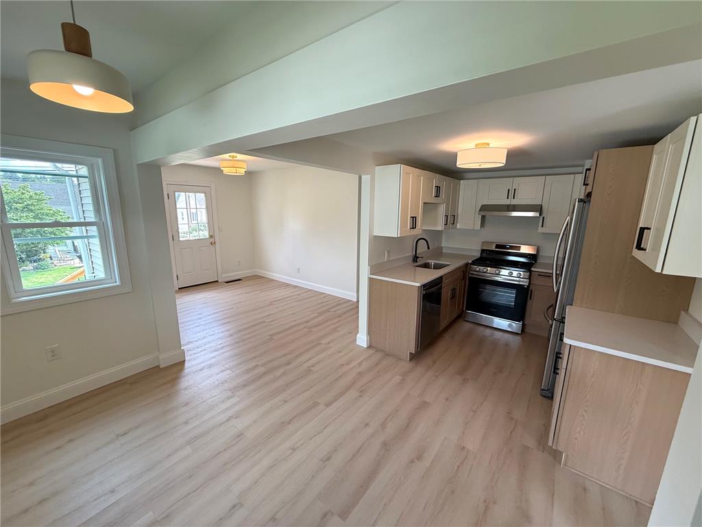2632 Eldridge Avenue Property Photo 11