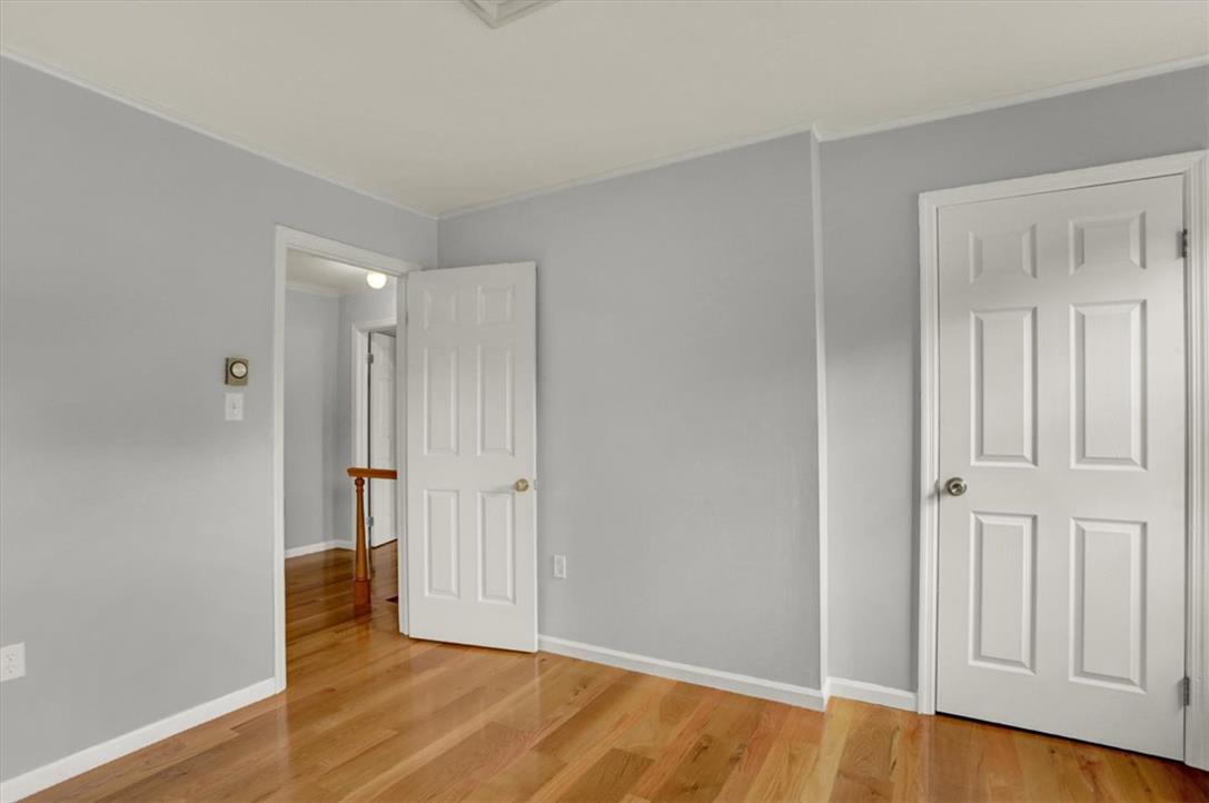 214 Burrell Boulevard Property Photo 31