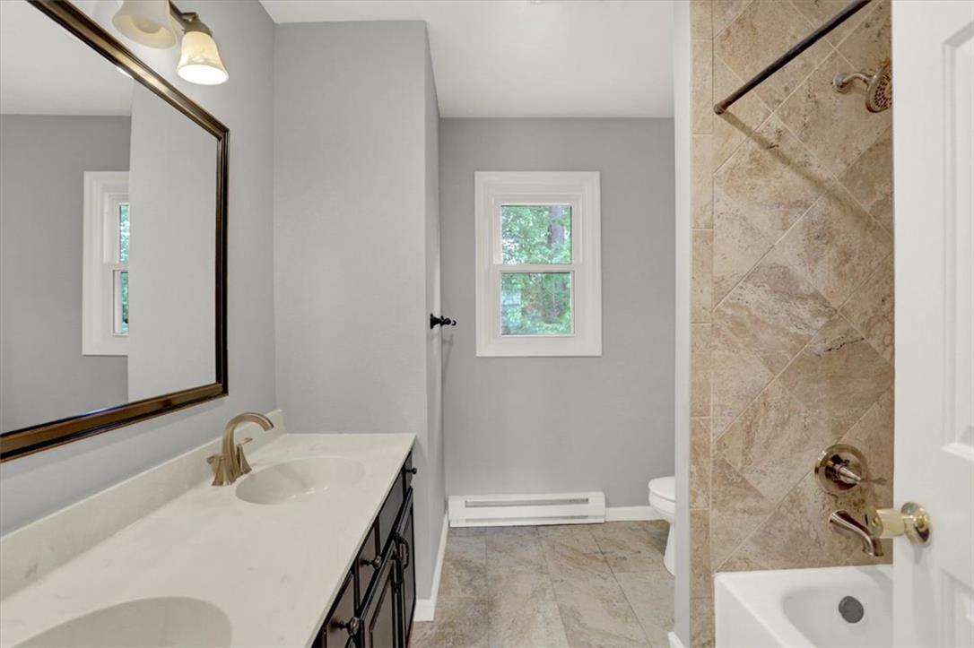 214 Burrell Boulevard Property Photo 36