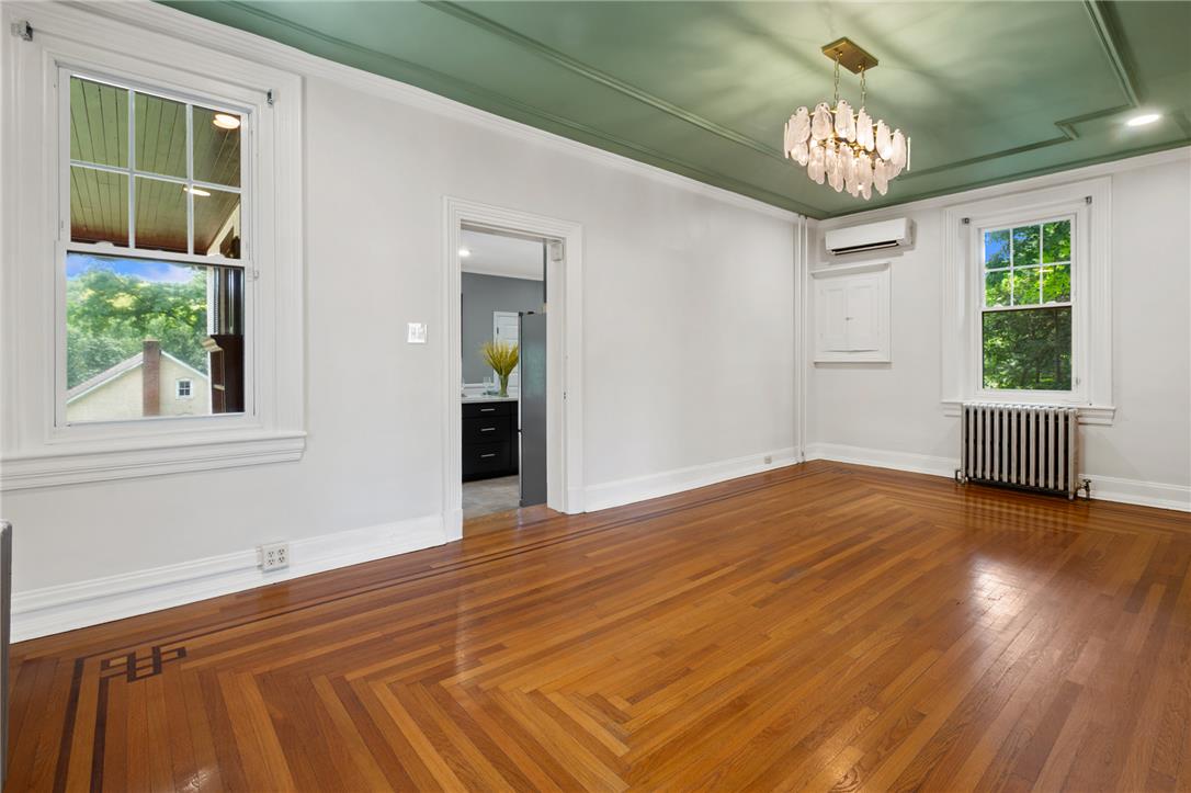 3552 Broadway Property Photo 10