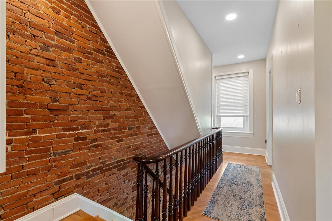 3552 Broadway Property Photo 17