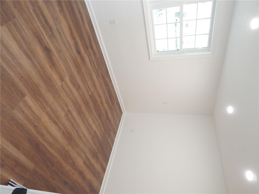 5833 Hill Drive Property Photo 10