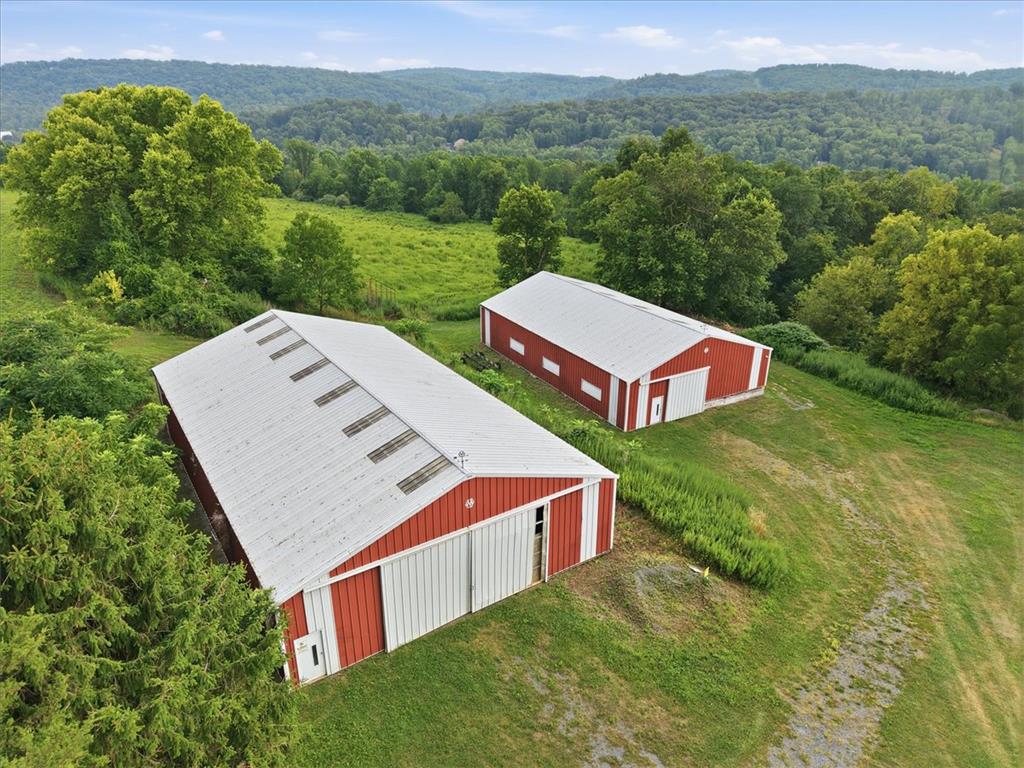 4065 Country Side Lane Property Photo 6