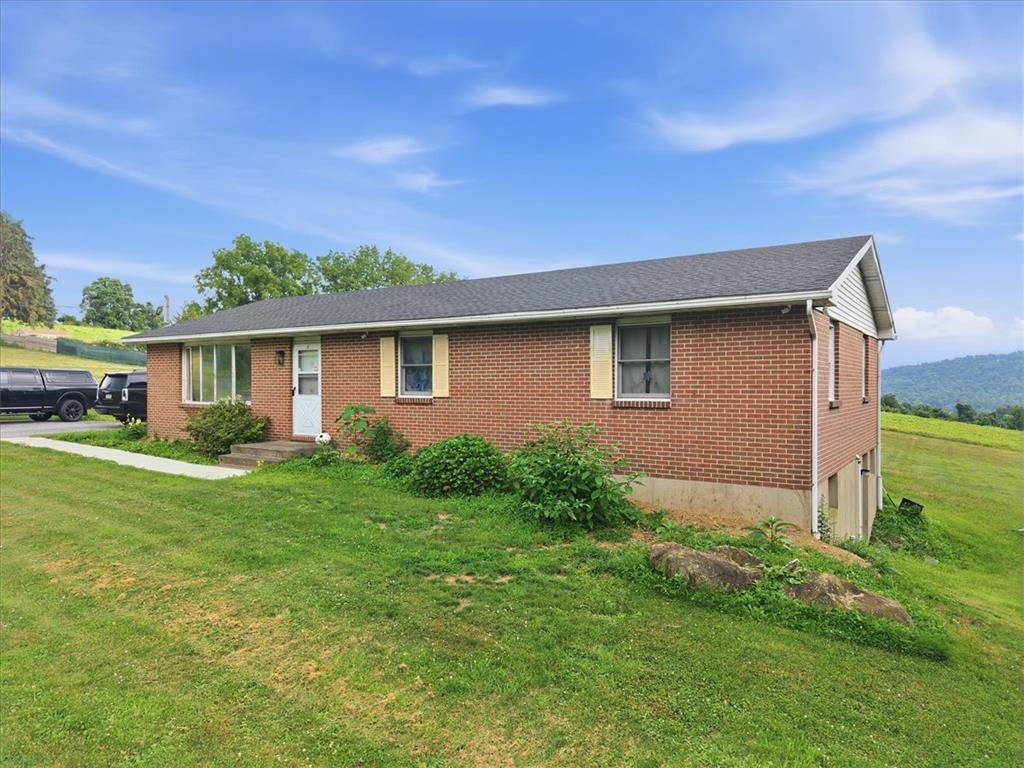 4065 Country Side Lane Property Photo 23