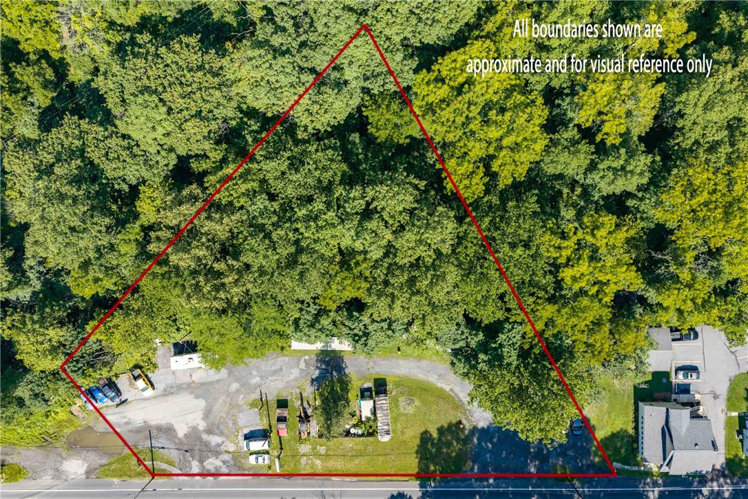 1603 Freemansburg Property Photo 5