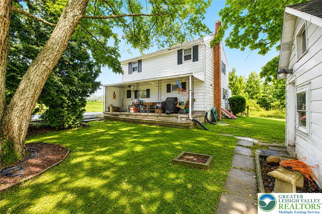 1294 Seifert Road Property Photo 1