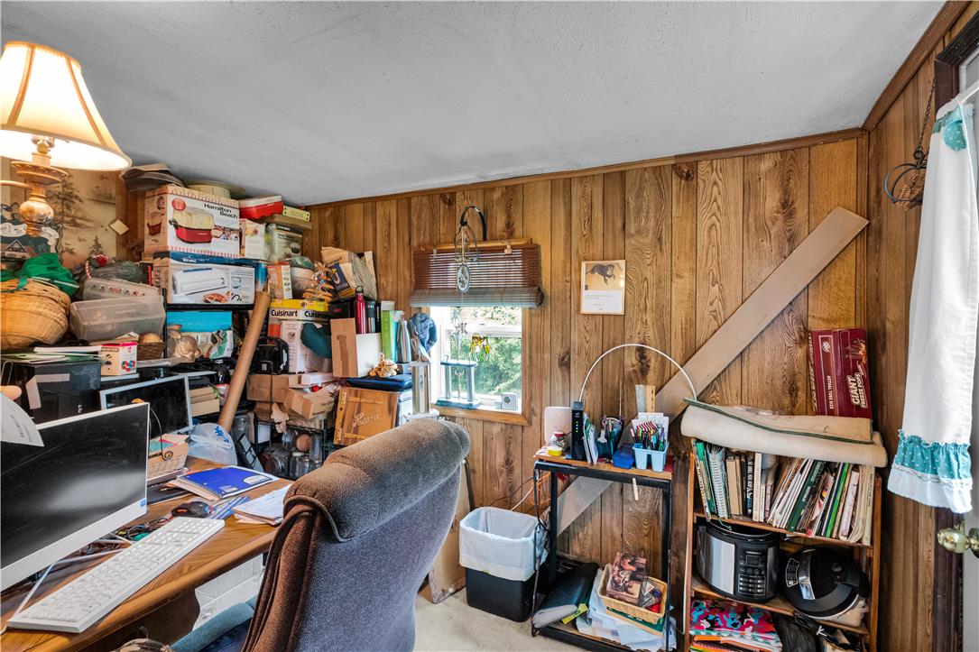 1294 Seifert Road Property Photo 24