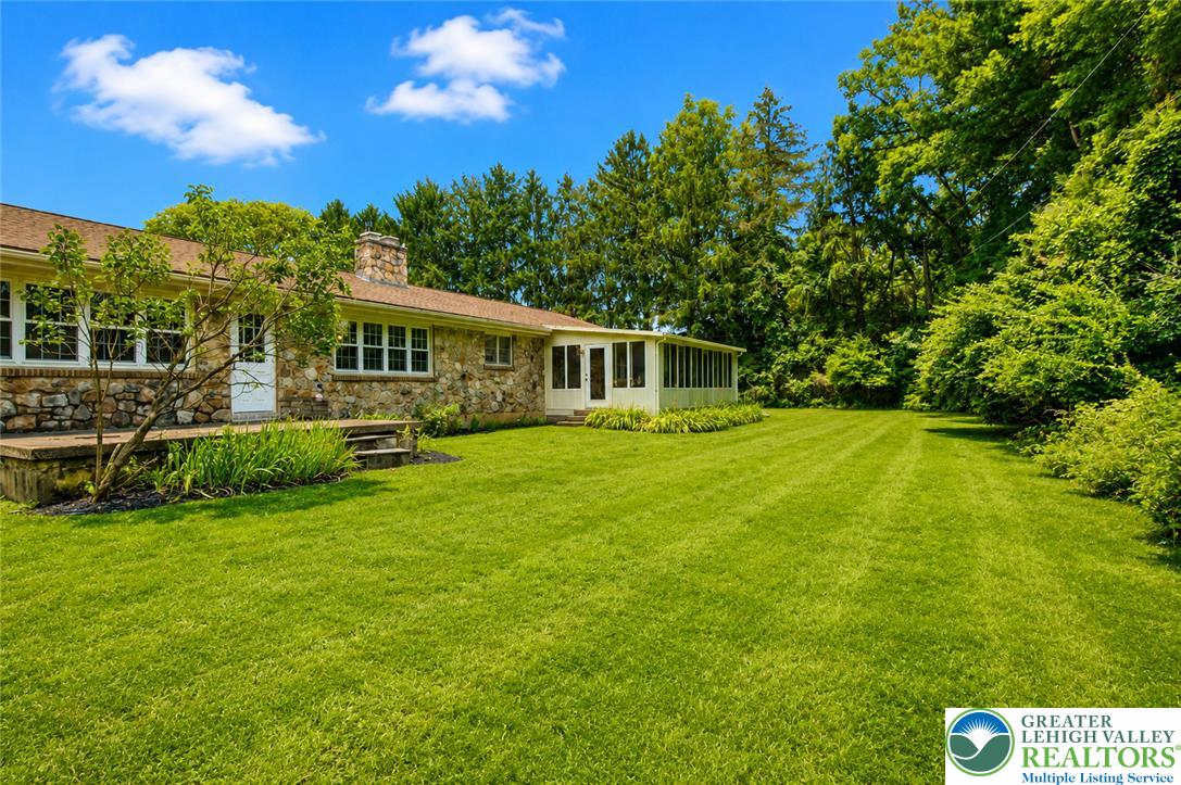1000 Wedgewood Road Property Photo 8
