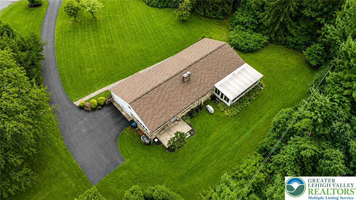 1000 Wedgewood Road Property Photo 12