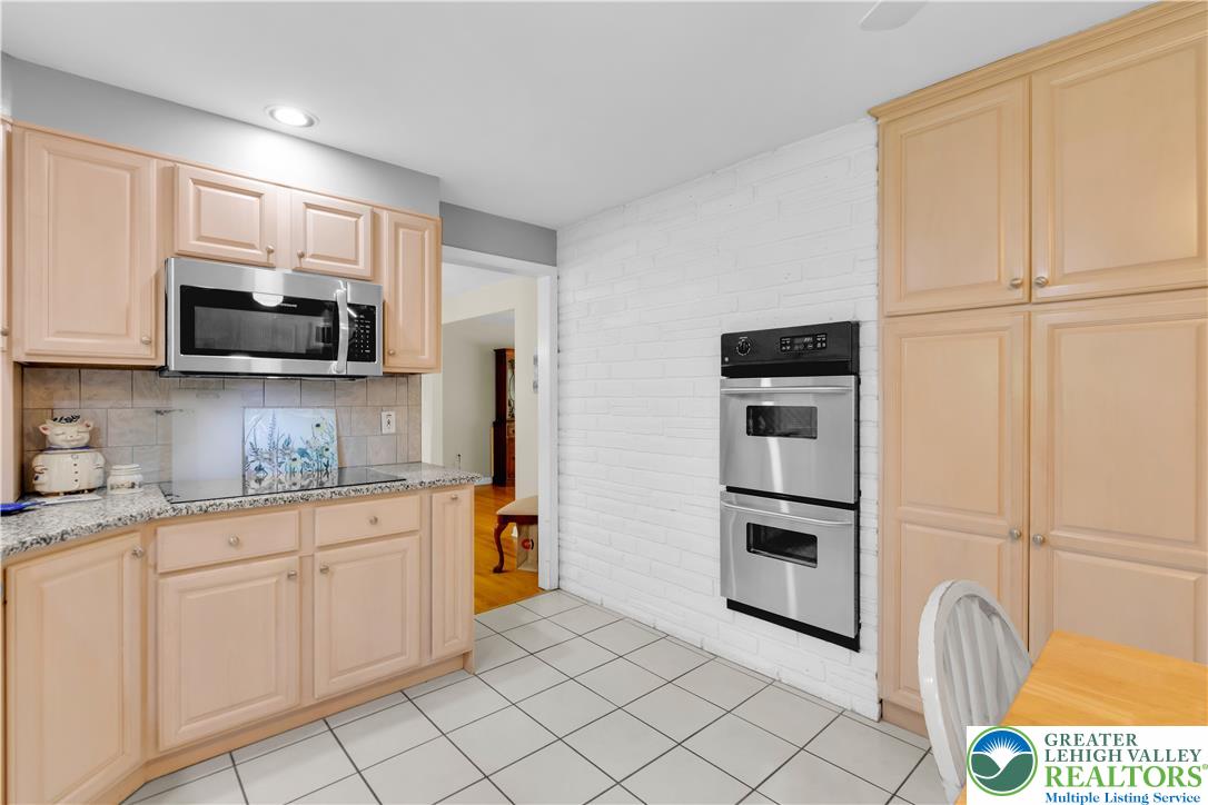 1000 Wedgewood Road Property Photo 27