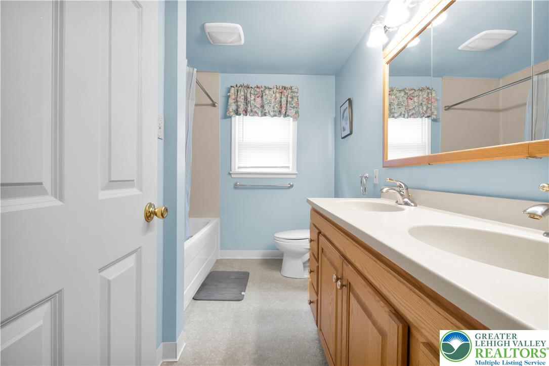 1000 Wedgewood Road Property Photo 33