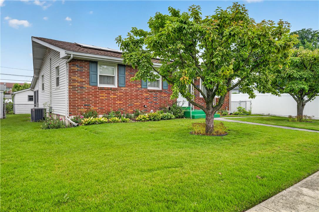 1407 East Livingston Street Property Photo 5