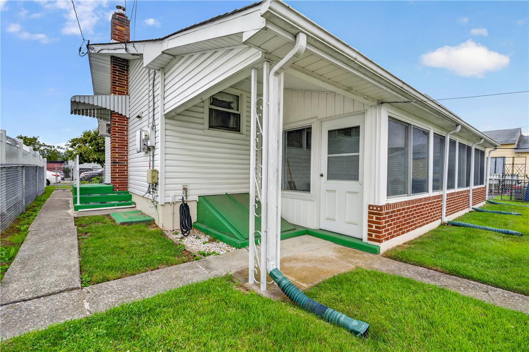1407 East Livingston Street Property Photo 46