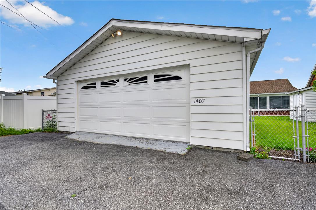 1407 East Livingston Street Property Photo 54
