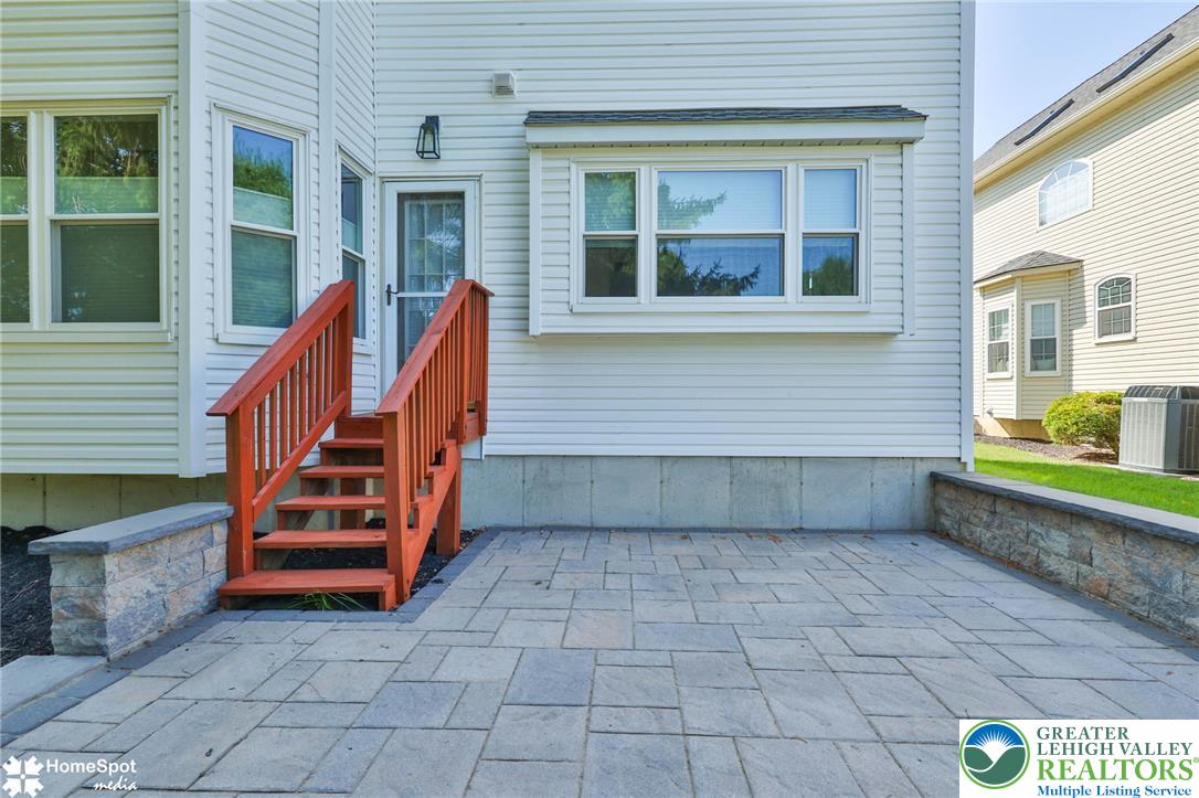 369 Lenape Trail Property Photo 6