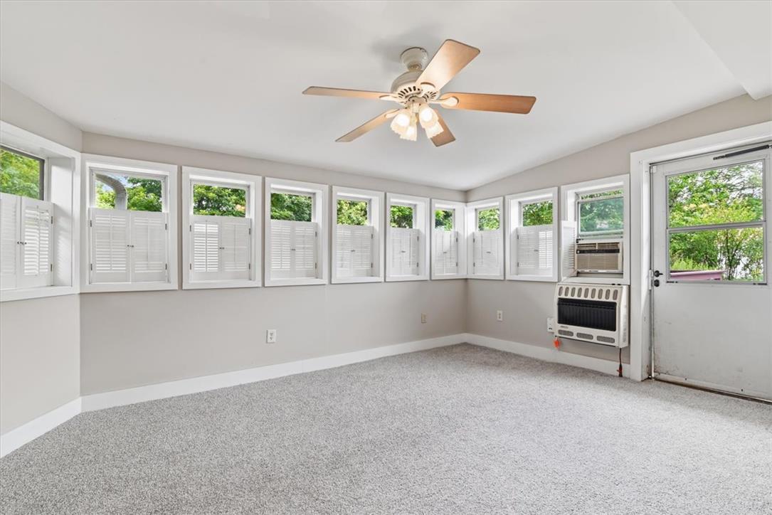 467 8th Street Property Photo 20