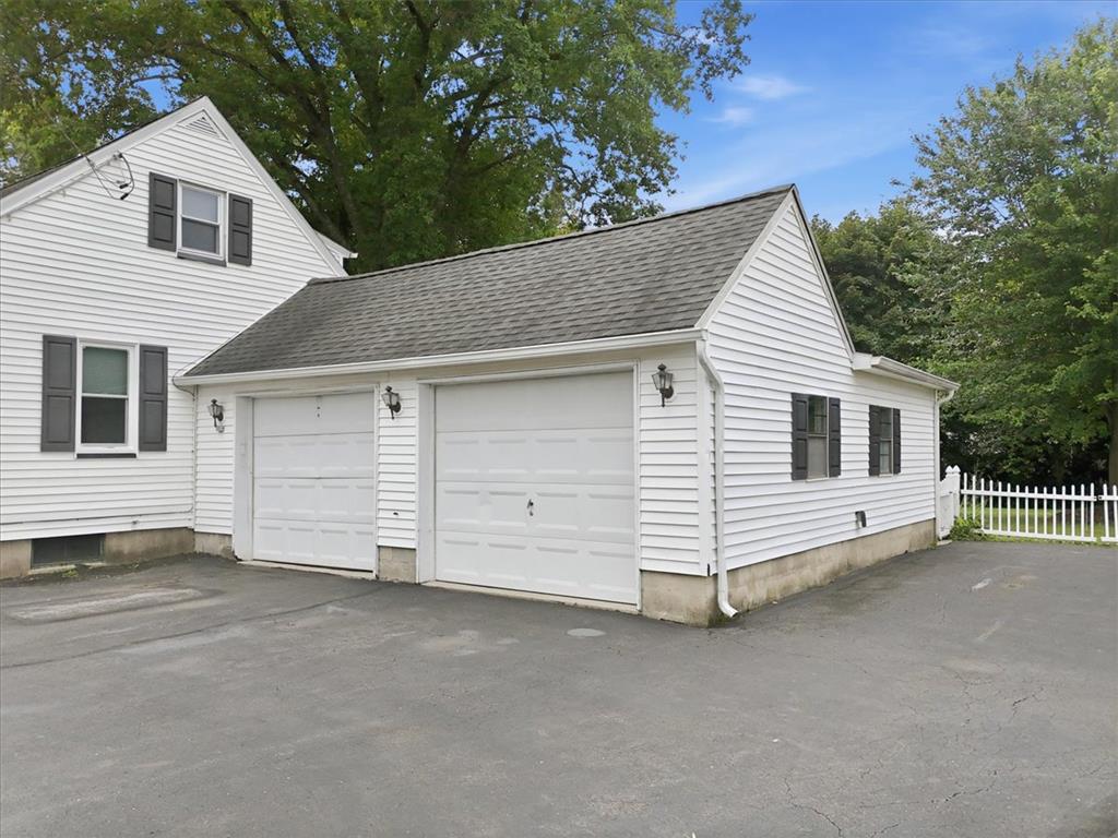 467 8th Street Property Photo 52