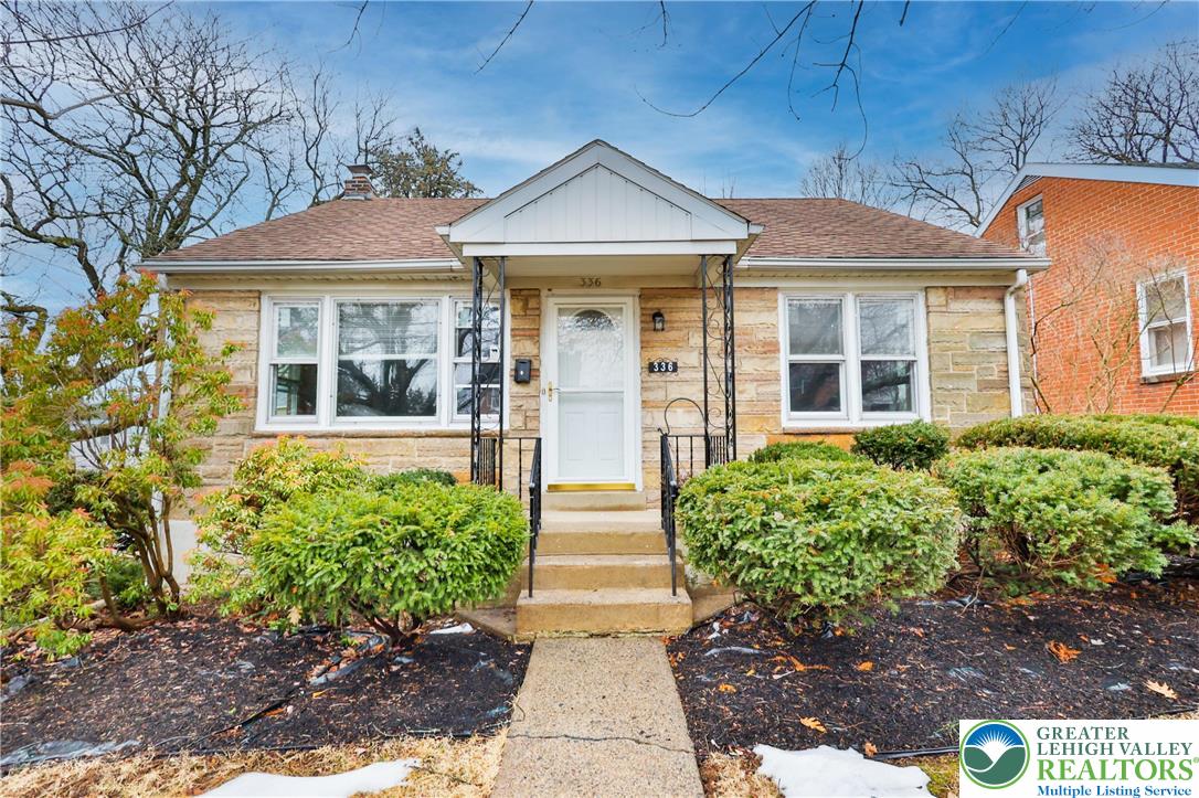 336 East Market Street Property Photo 1
