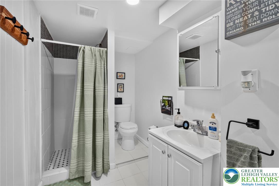 1920 Fairmont Street Property Photo 28